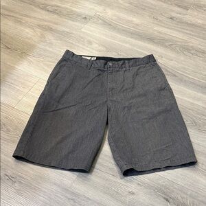 Volcom Charcoal Flat Front Shorts size 32
